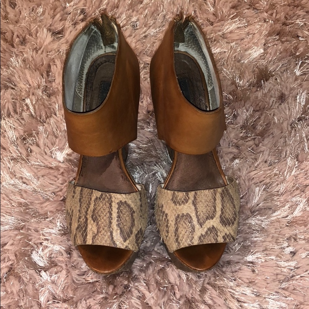 Steve madden wedge